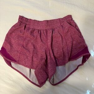 Lululemon Hotty Hot Short 4’’ Heather Lux Multi Deep Fuchsia